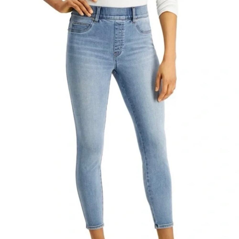Spanx Skinny Jean in Light Vintage Wash High Waisted Stretch NWT Size Medium